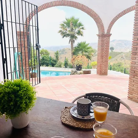 Con Piscina Privada By At Holiday home Comares