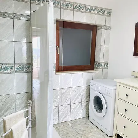 Con Piscina Privada By At Holiday home
