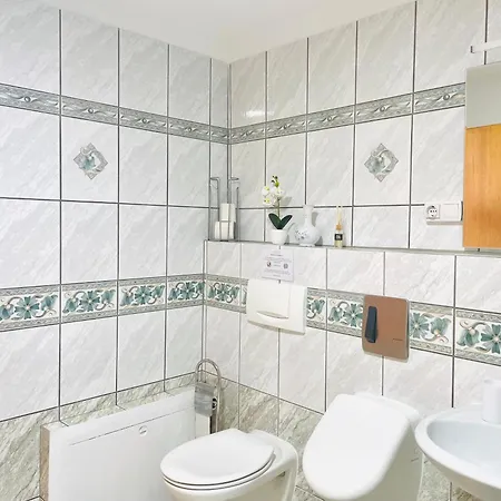 Con Piscina Privada By At Holiday home