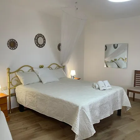 Con Piscina Privada By At Comares