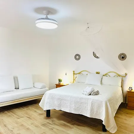 Con Piscina Privada By At Holiday home *